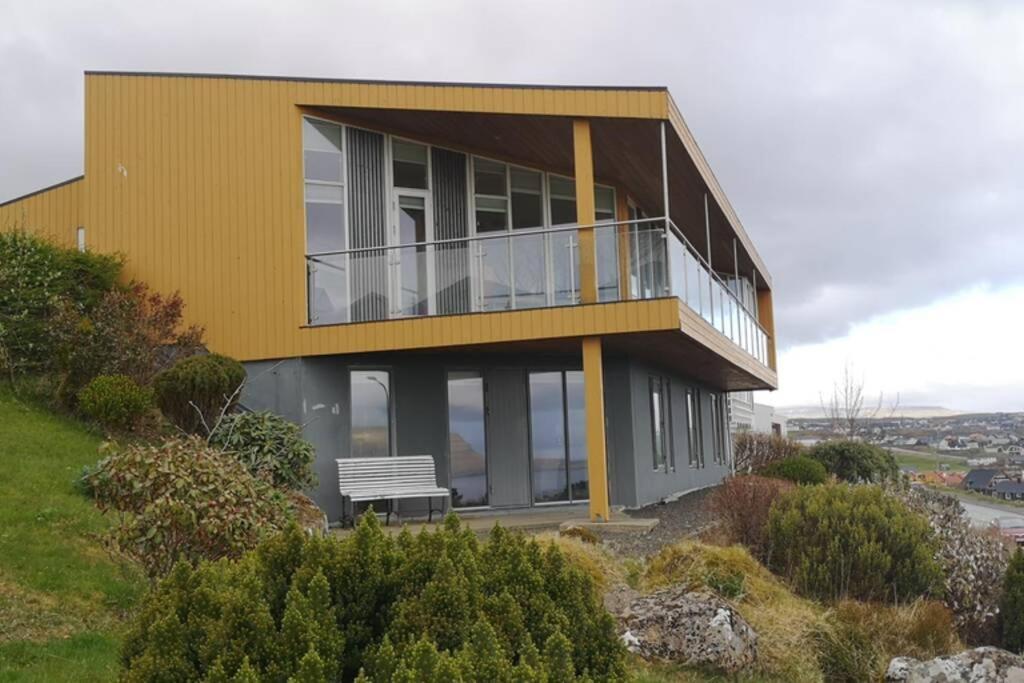 Large Apartment With Fabulous View Of Tórshavn Dış mekan fotoğraf